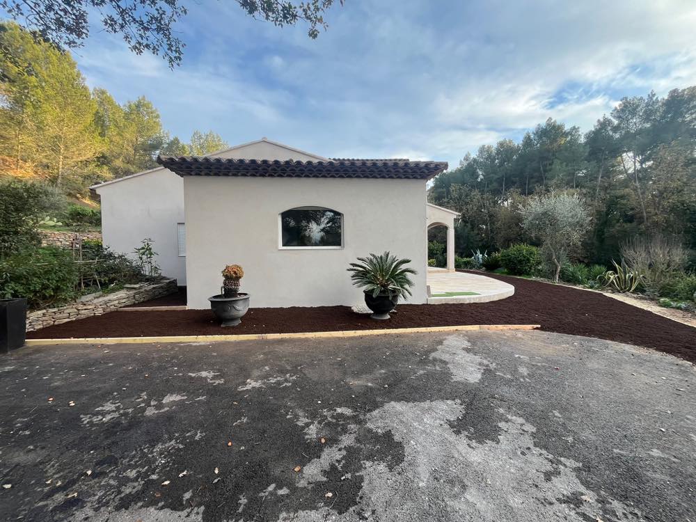 Maison provençale — réalisation Traïti Group